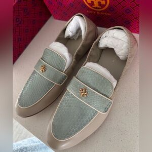 NEW Tory Burch loafers. SIZE 9.